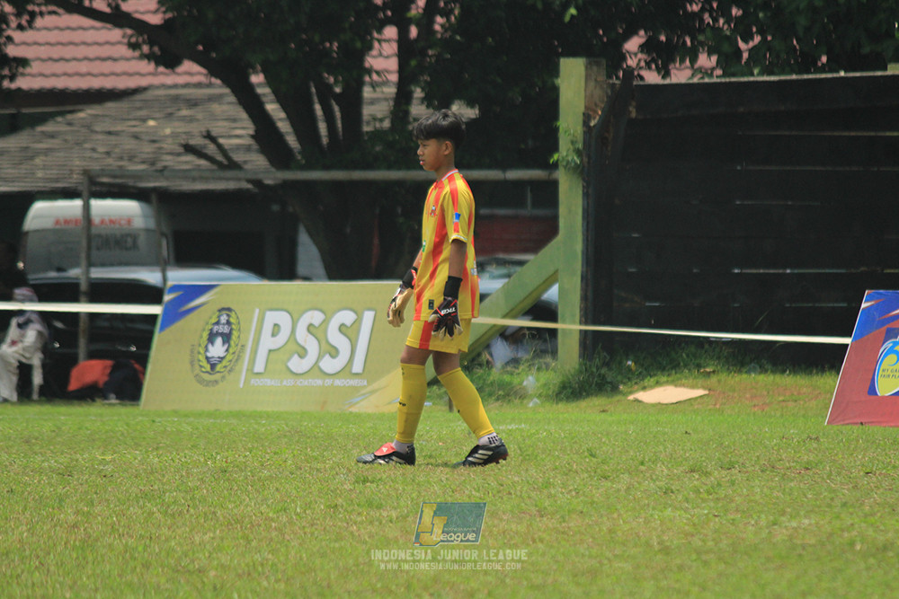 ijl u12 121025 jips soccer vs nusantara 2004