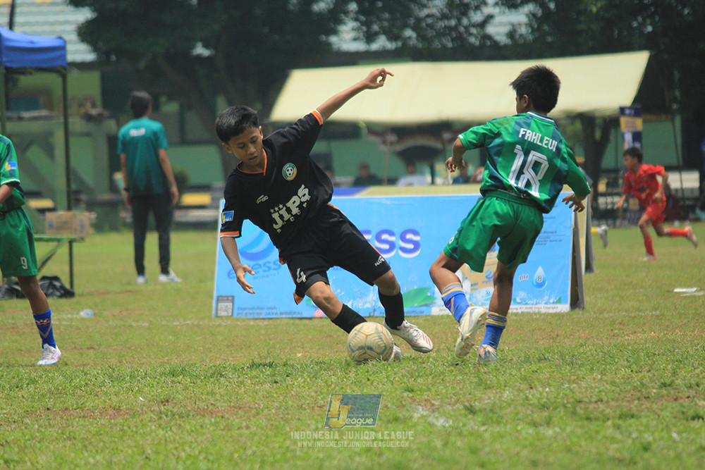 ijl u12 121025 jips soccer vs nusantara 2004