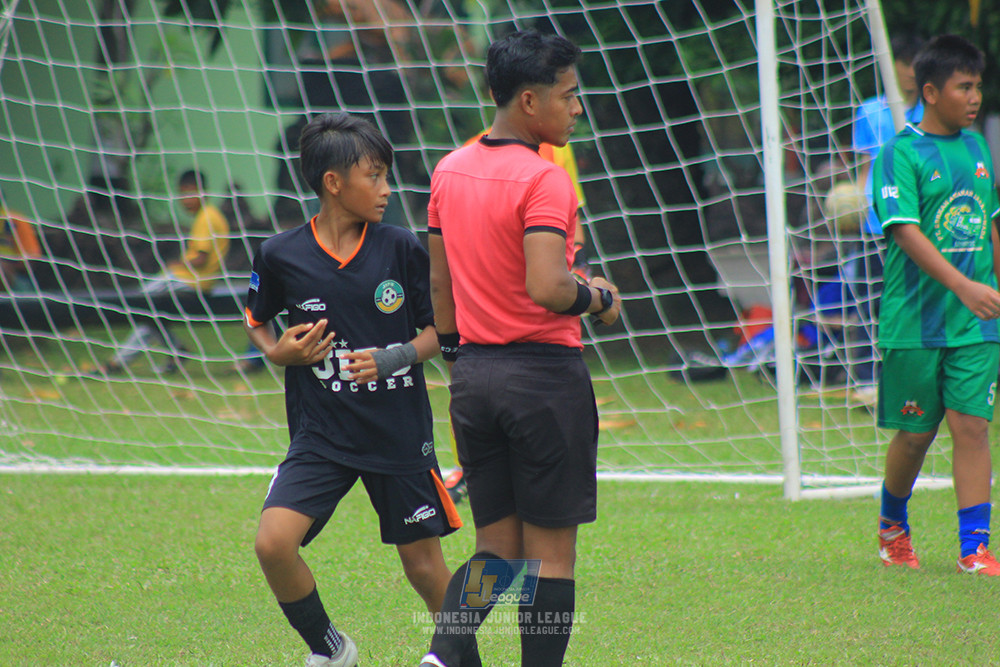 ijl u12 121025 jips soccer vs nusantara 2004