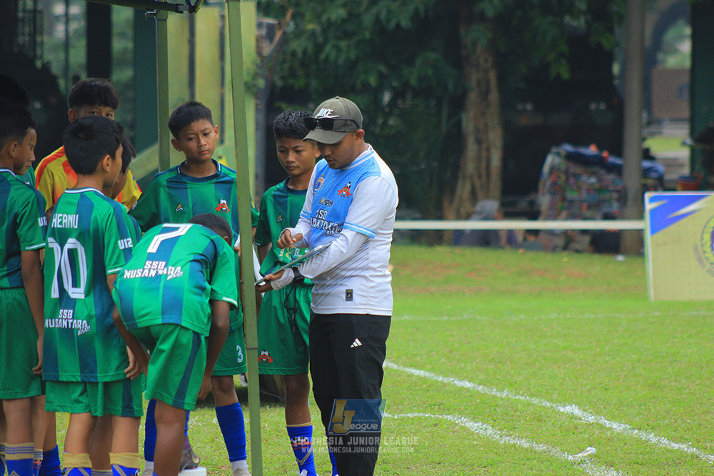 ijl u12 121025 jips soccer vs nusantara 2004