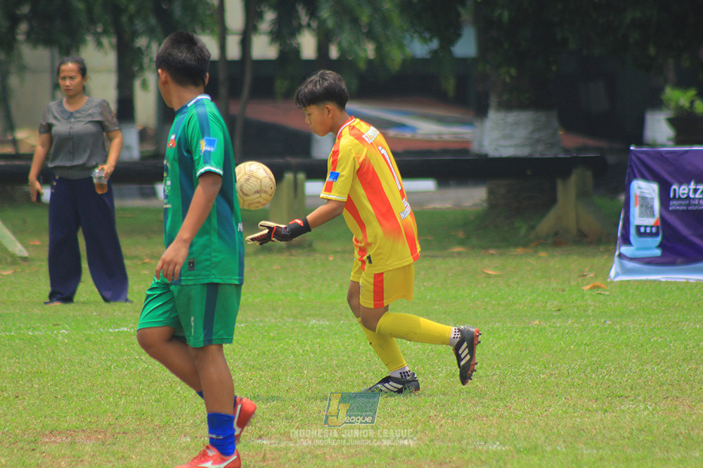 ijl u12 121025 jips soccer vs nusantara 2004