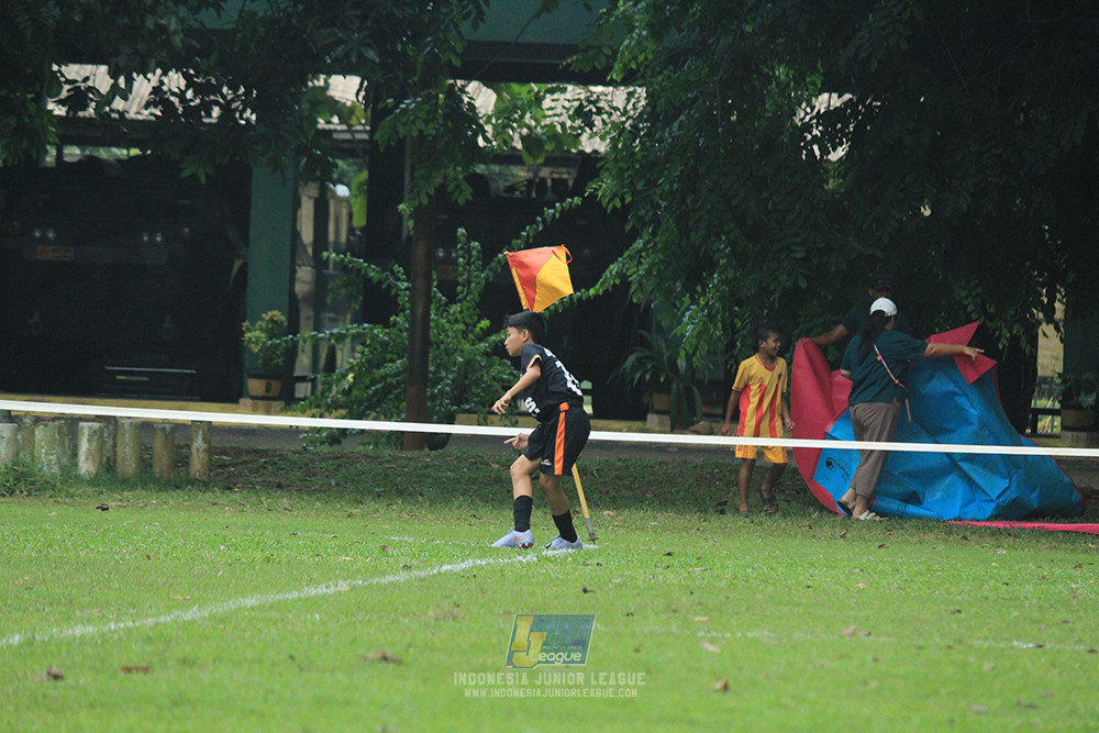 ijl u12 121025 jips soccer vs nusantara 2004