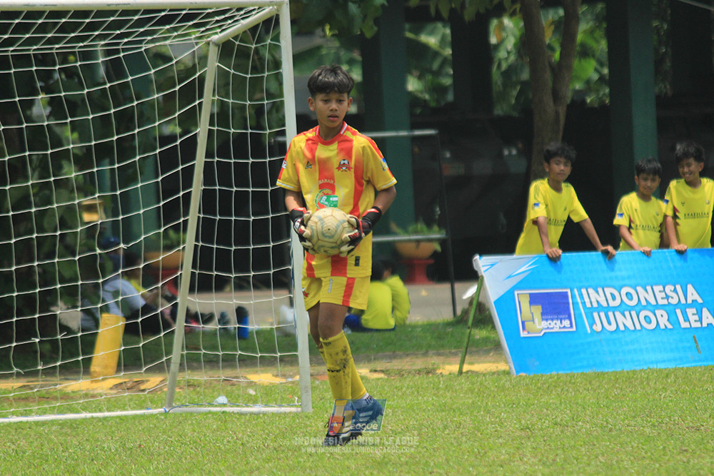 ijl u12 121025 jips soccer vs nusantara 2004