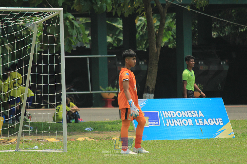 ijl u12 121025 jips soccer vs nusantara 2004
