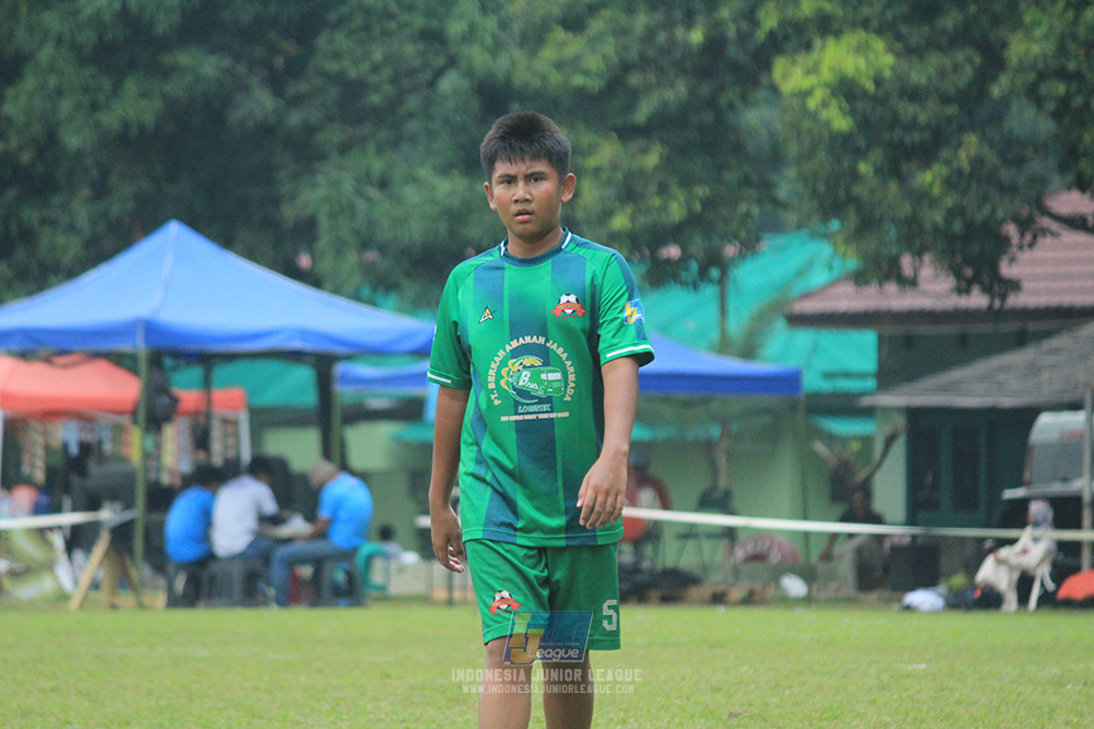 ijl u12 121025 jips soccer vs nusantara 2004