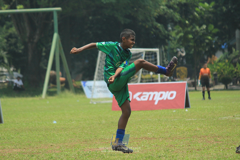 ijl u12 121025 jips soccer vs nusantara 2004