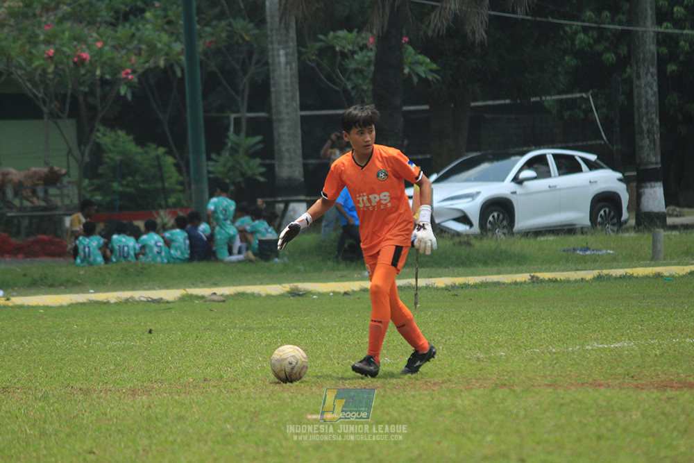 ijl u12 121025 jips soccer vs nusantara 2004