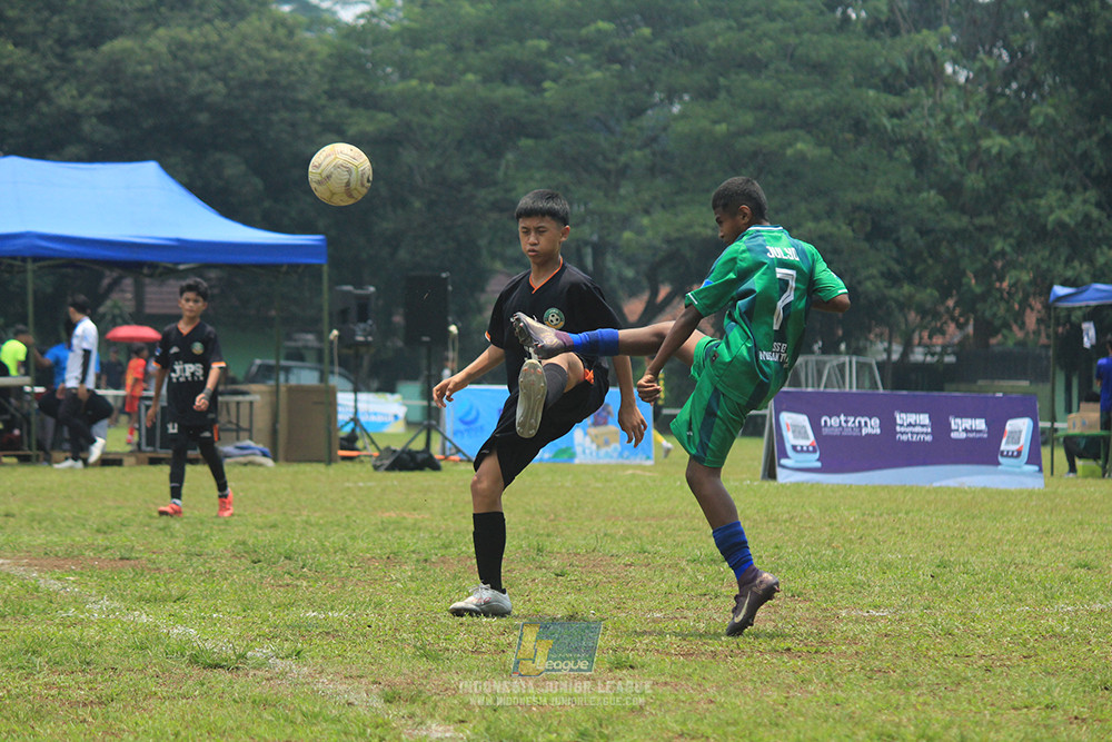 ijl u12 121025 jips soccer vs nusantara 2004