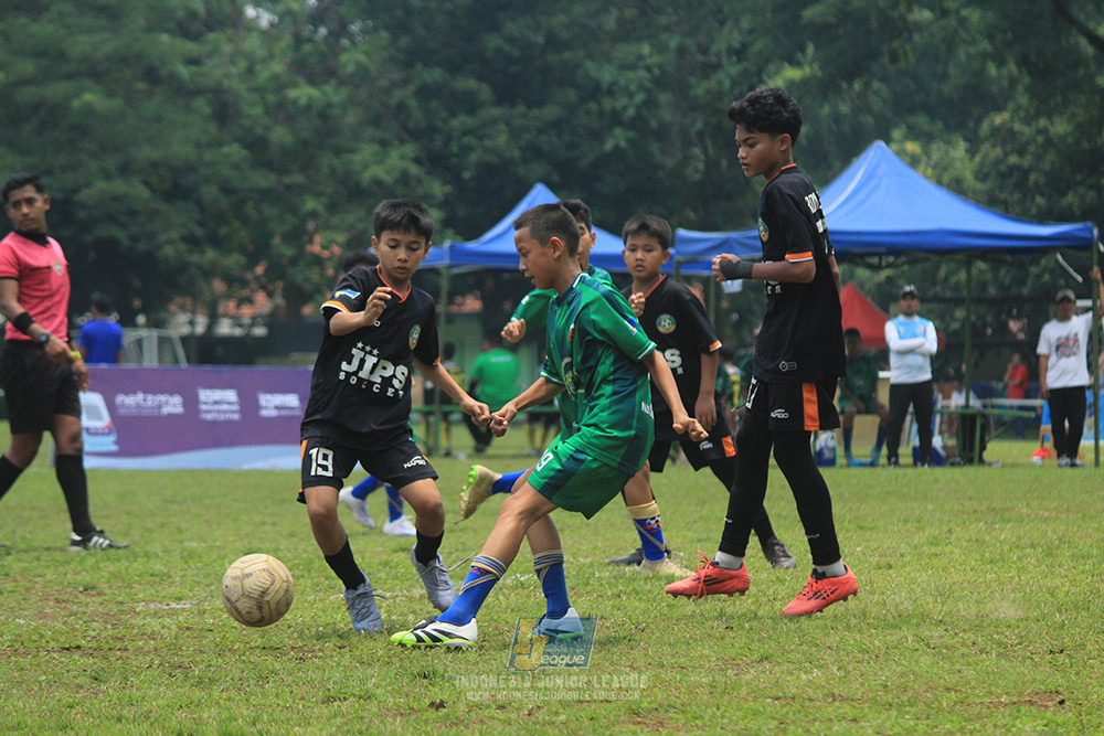 ijl u12 121025 jips soccer vs nusantara 2004