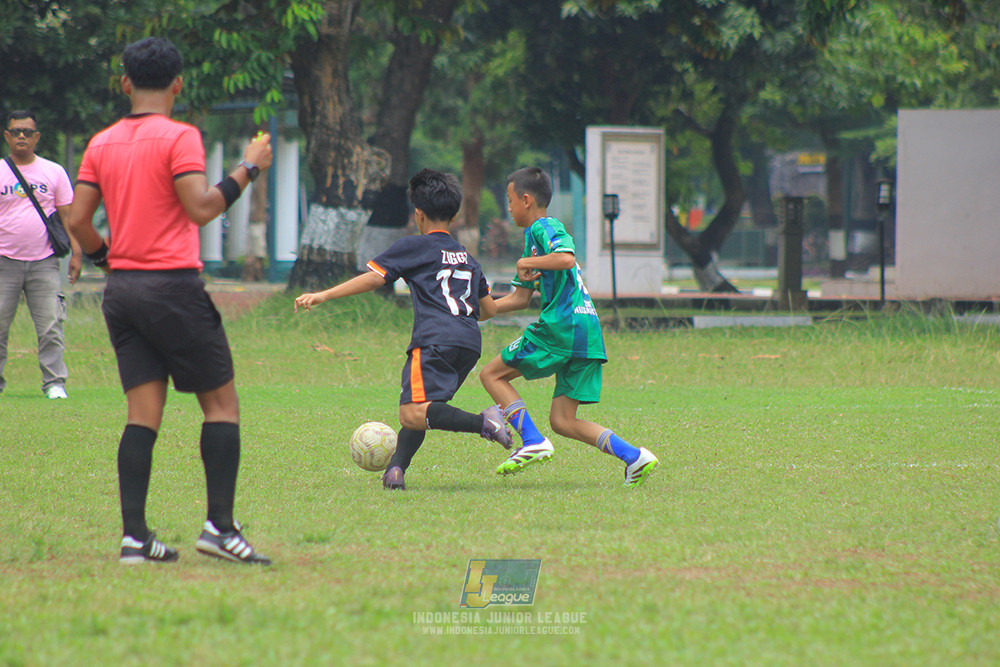 ijl u12 121025 jips soccer vs nusantara 2004