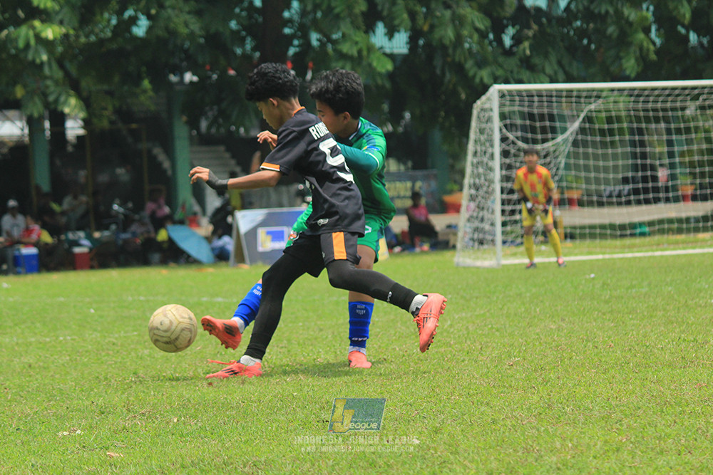 ijl u12 121025 jips soccer vs nusantara 2004