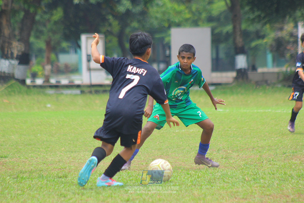 ijl u12 121025 jips soccer vs nusantara 2004