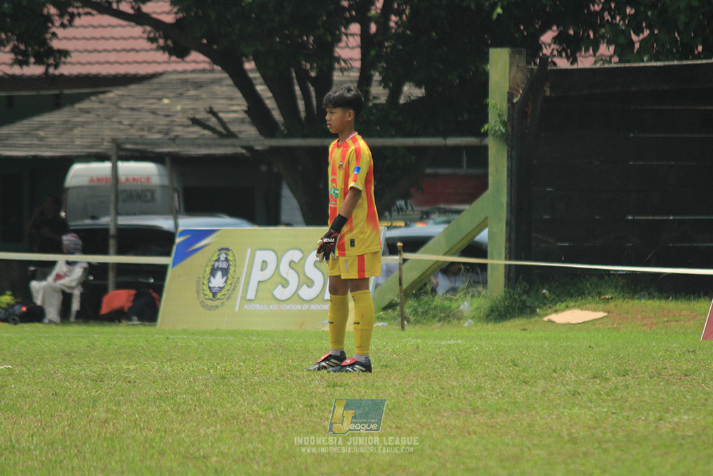 ijl u12 121025 jips soccer vs nusantara 2004