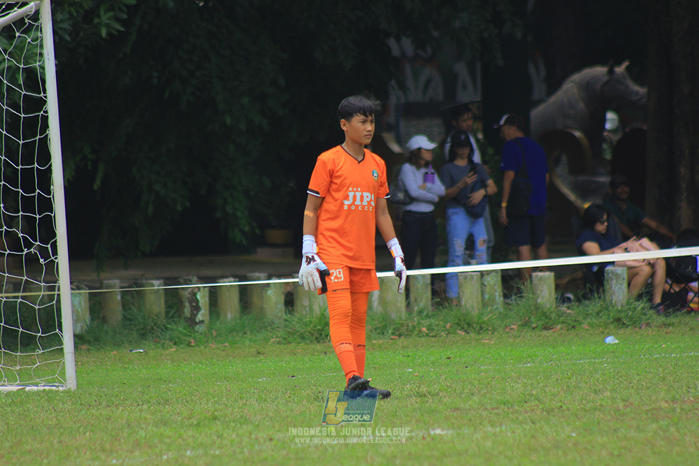 ijl u12 121025 jips soccer vs nusantara 2004