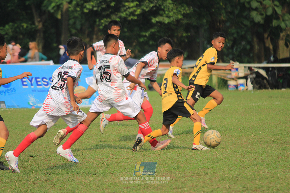 ijl u12 121025 newland fa vs isa marzuki bandriawan
