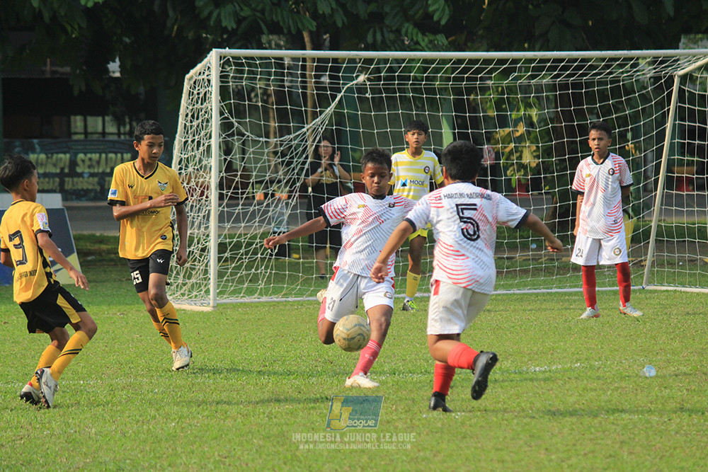 ijl u12 121025 newland fa vs isa marzuki bandriawan