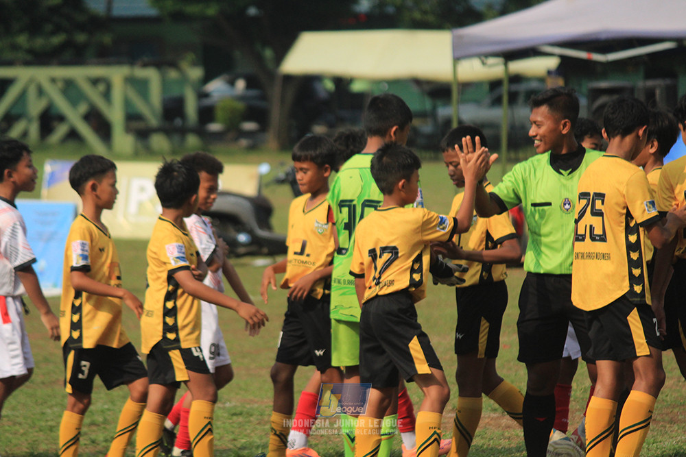 ijl u12 121025 newland fa vs isa marzuki bandriawan