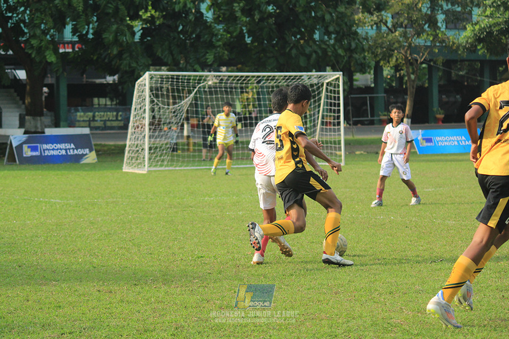 ijl u12 121025 newland fa vs isa marzuki bandriawan