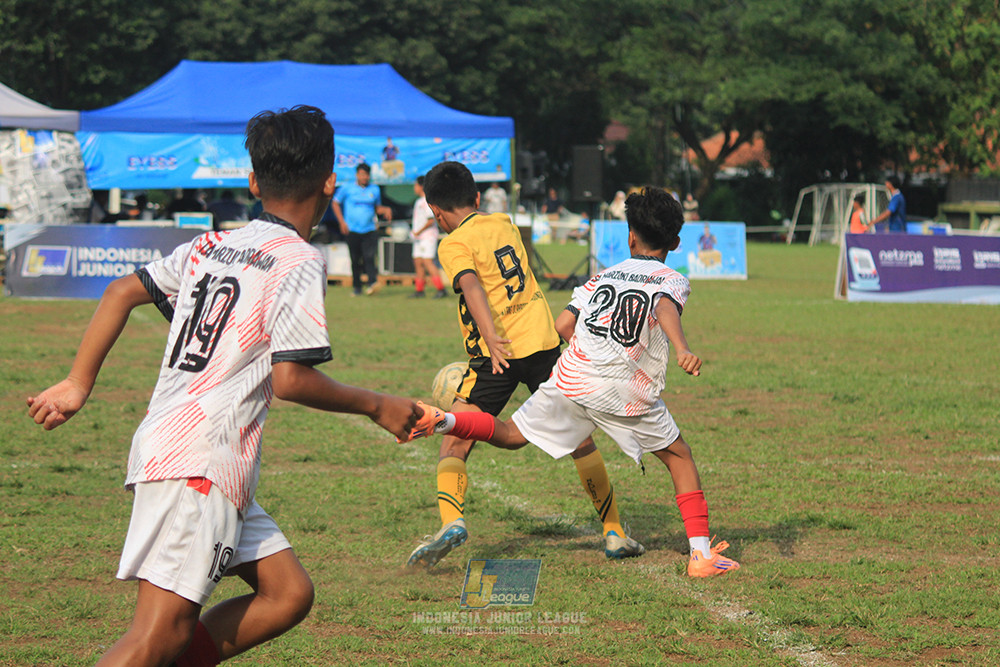 ijl u12 121025 newland fa vs isa marzuki bandriawan
