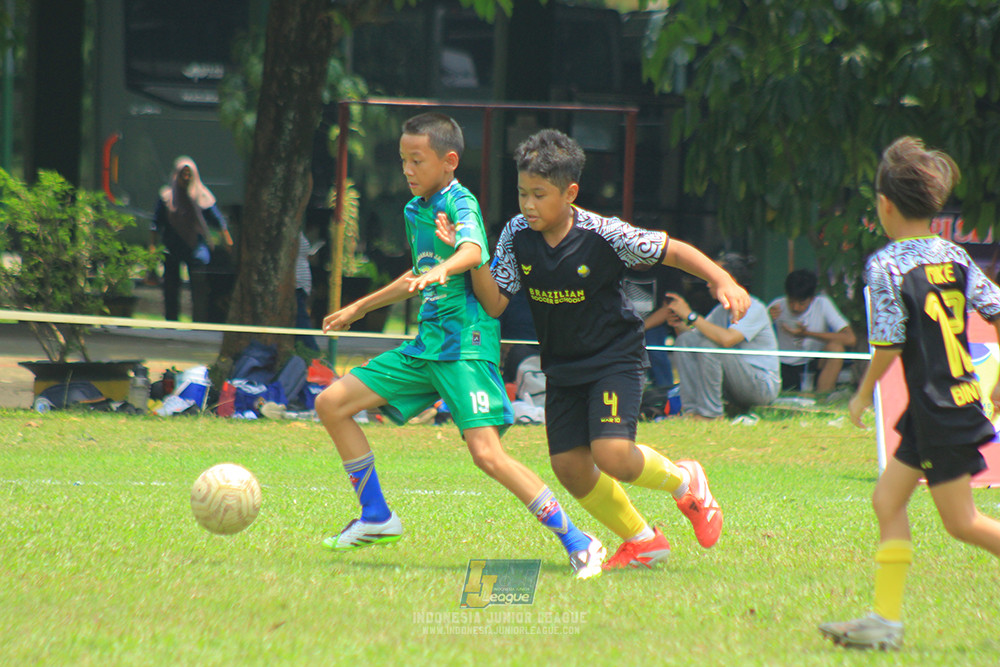 ijl u12 121025 nunsantara 2004 vs brazillian soccer bintaro