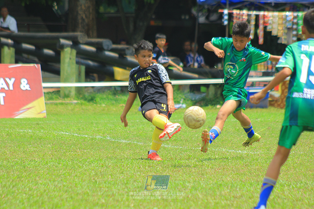 ijl u12 121025 nunsantara 2004 vs brazillian soccer bintaro