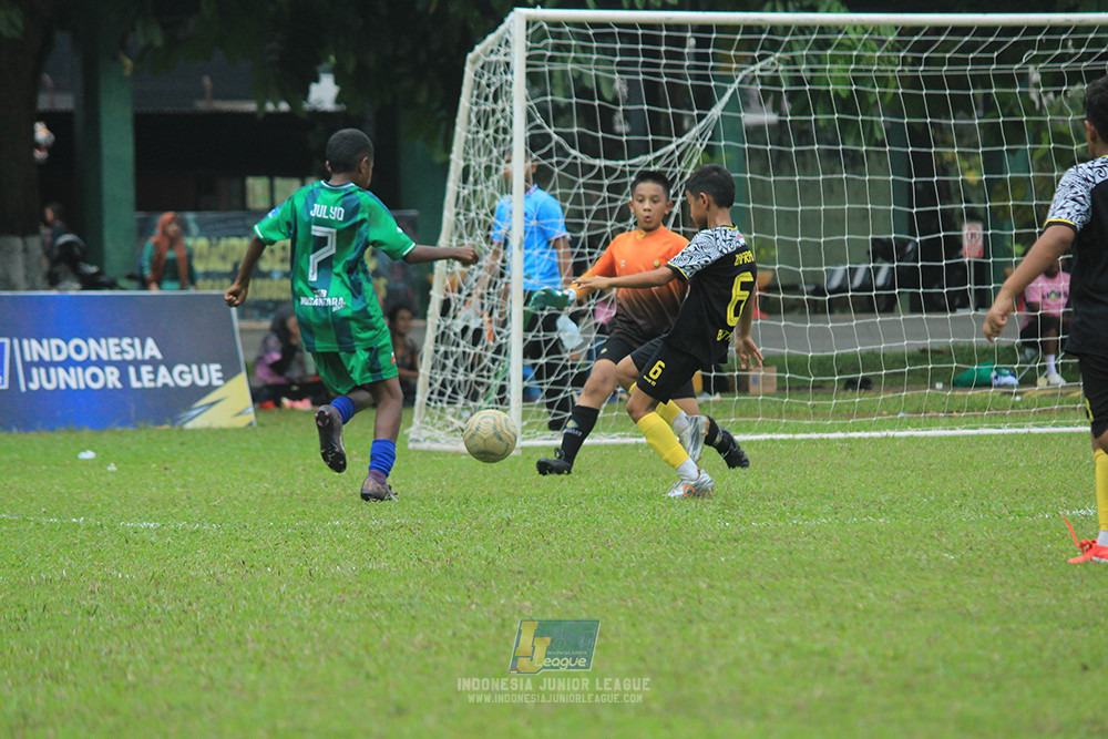 ijl u12 121025 nunsantara 2004 vs brazillian soccer bintaro
