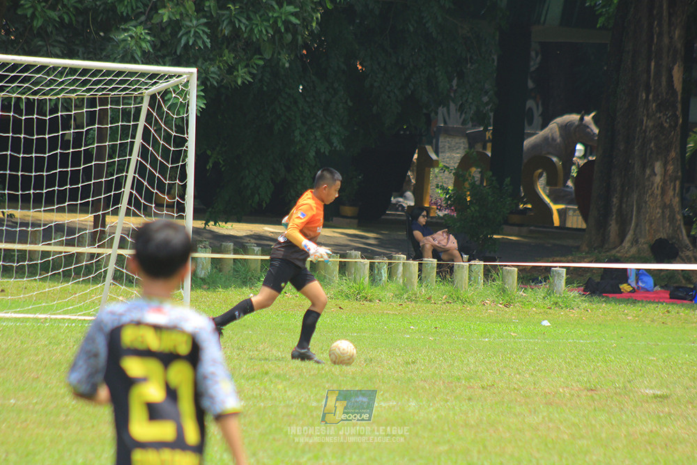 ijl u12 121025 nunsantara 2004 vs brazillian soccer bintaro