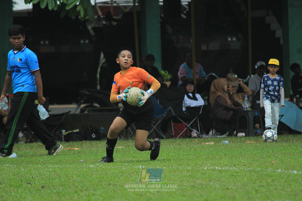 ijl u12 121025 nunsantara 2004 vs brazillian soccer bintaro