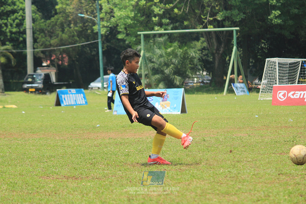 ijl u12 121025 nunsantara 2004 vs brazillian soccer bintaro