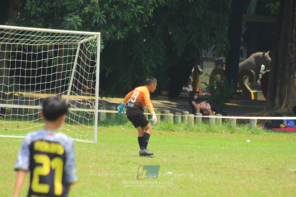 ijl u12 121025 nunsantara 2004 vs brazillian soccer bintaro