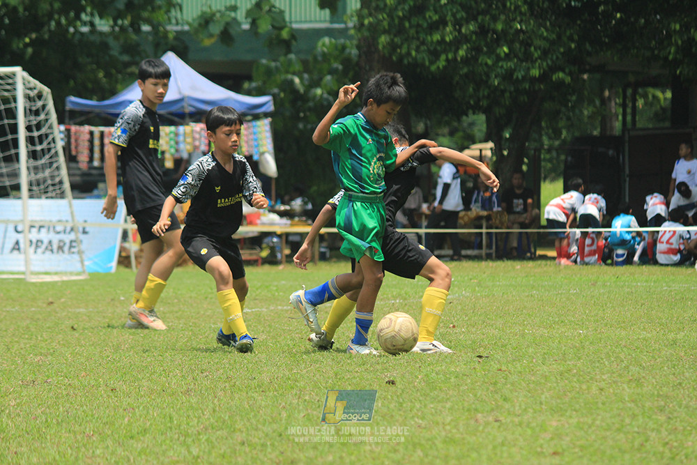ijl u12 121025 nunsantara 2004 vs brazillian soccer bintaro