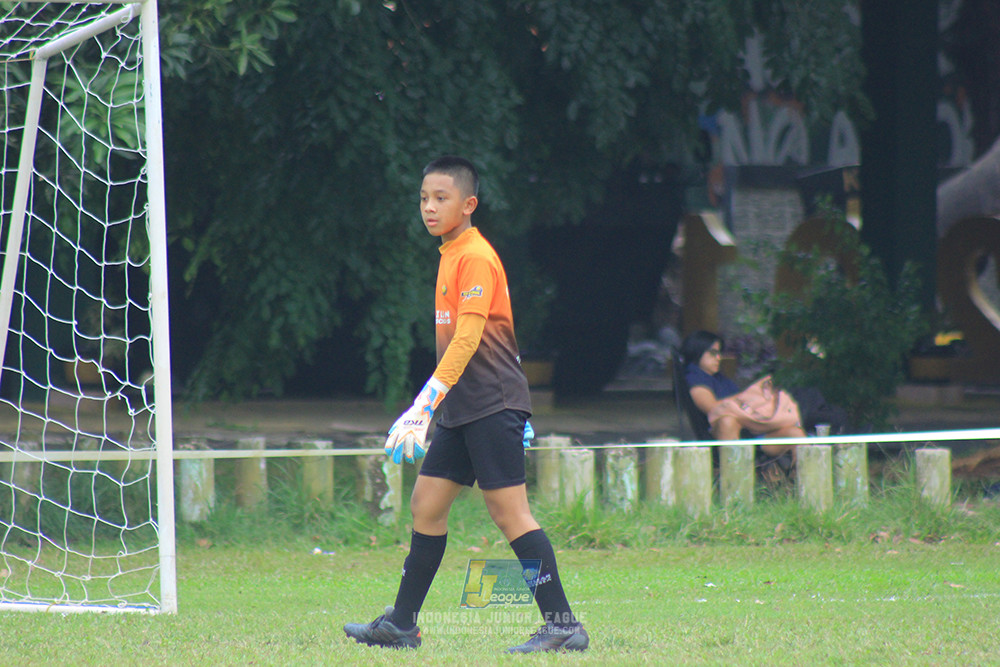 ijl u12 121025 nunsantara 2004 vs brazillian soccer bintaro