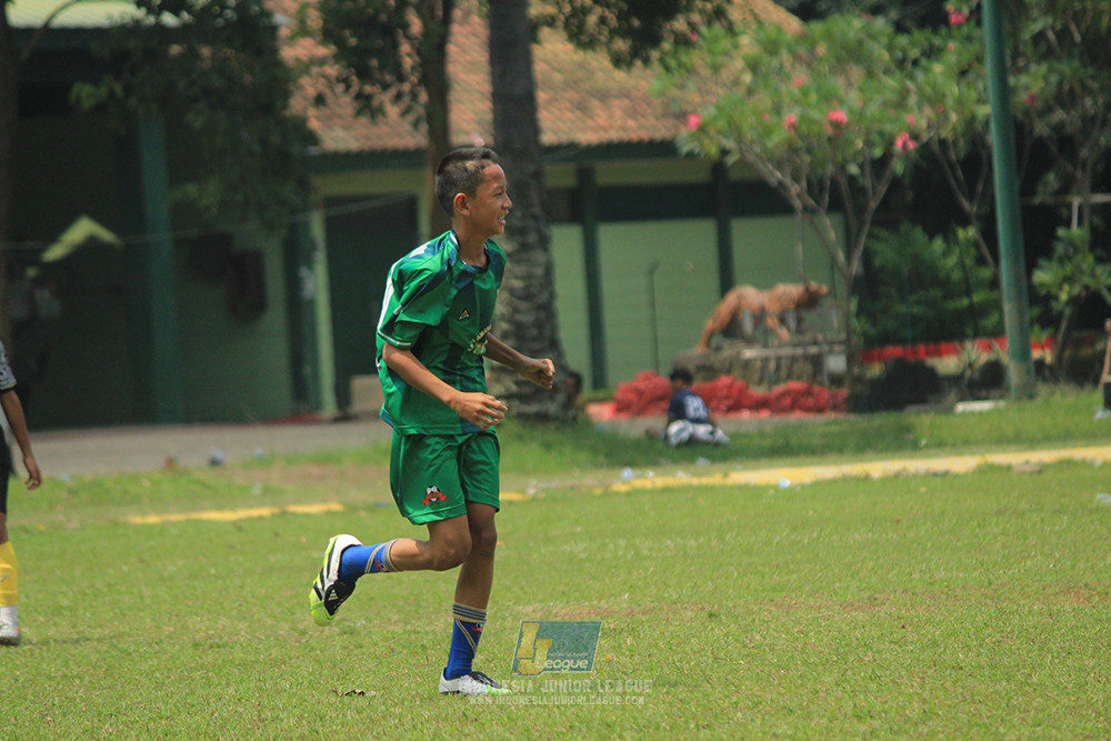 ijl u12 121025 nunsantara 2004 vs brazillian soccer bintaro