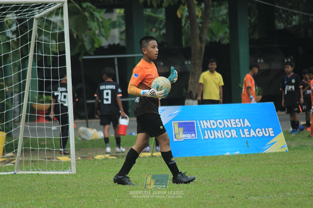 ijl u12 121025 nunsantara 2004 vs brazillian soccer bintaro