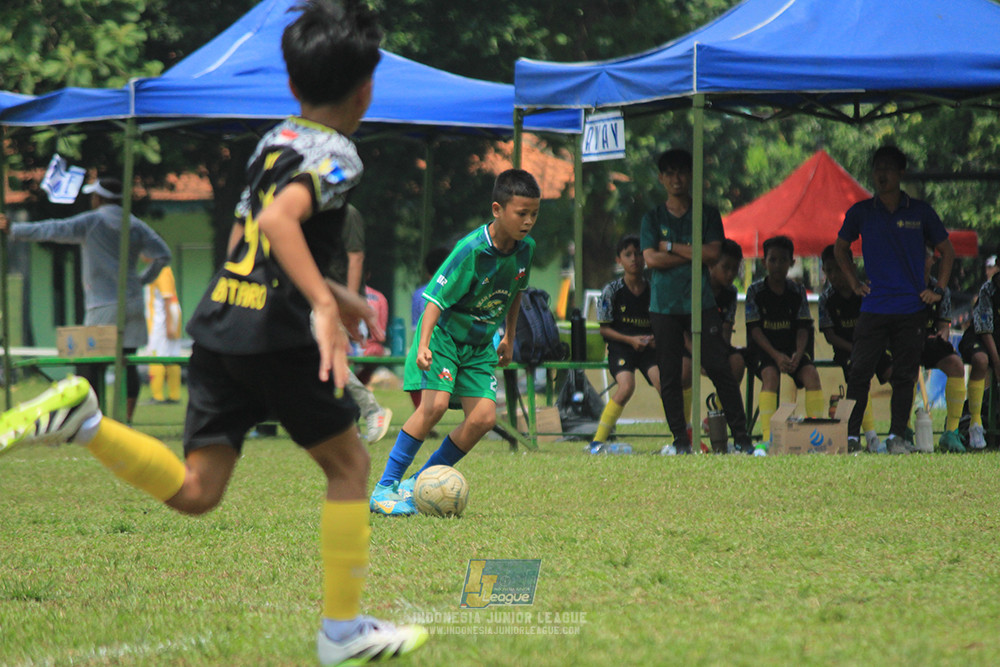 ijl u12 121025 nunsantara 2004 vs brazillian soccer bintaro