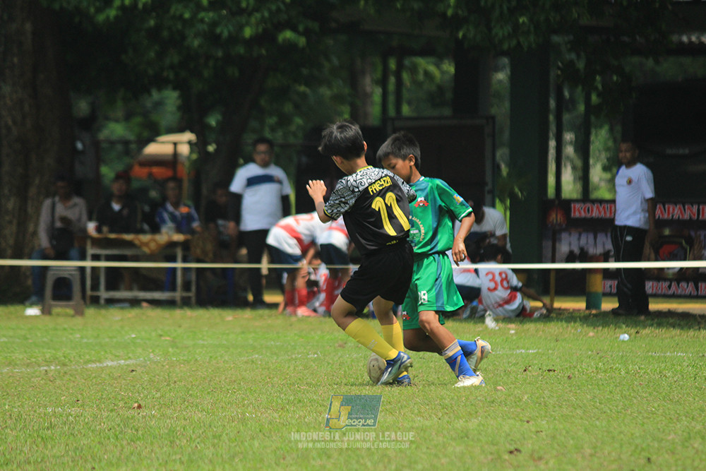 ijl u12 121025 nunsantara 2004 vs brazillian soccer bintaro