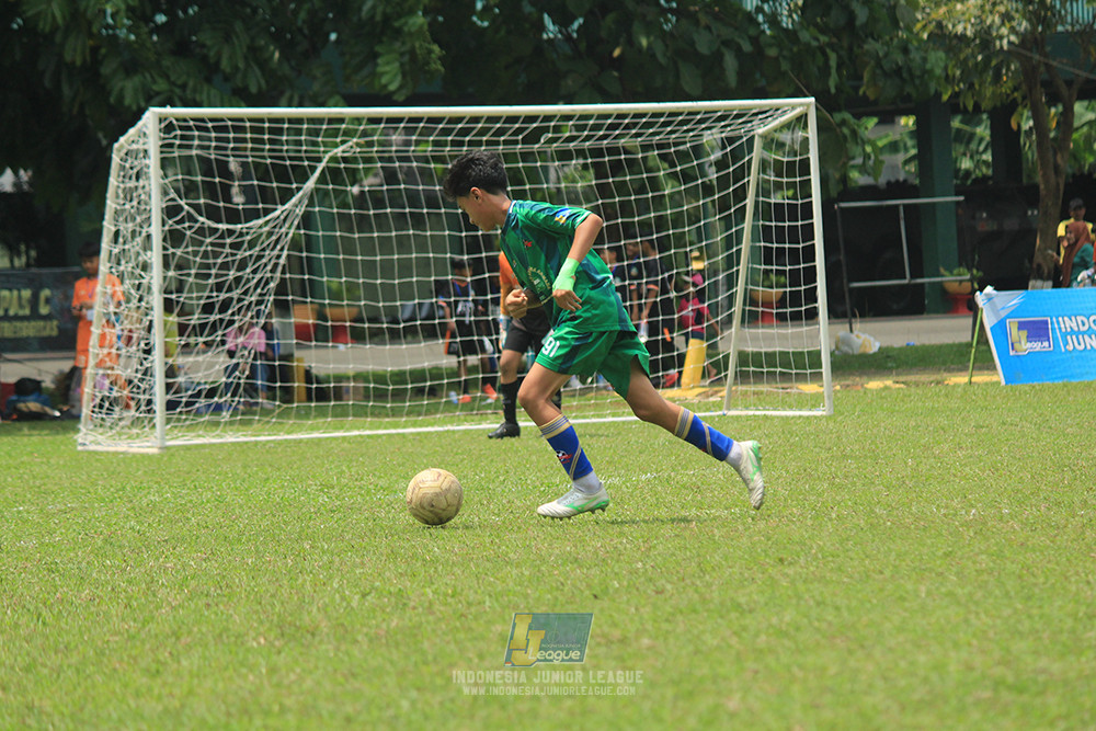 ijl u12 121025 nunsantara 2004 vs brazillian soccer bintaro