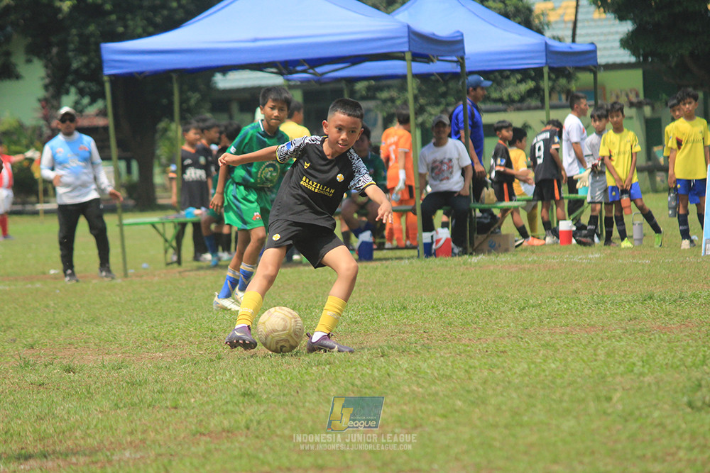 ijl u12 121025 nunsantara 2004 vs brazillian soccer bintaro