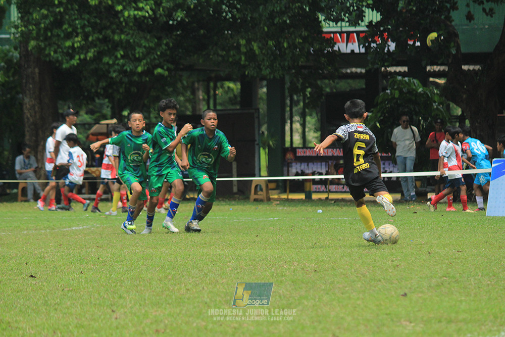 ijl u12 121025 nunsantara 2004 vs brazillian soccer bintaro