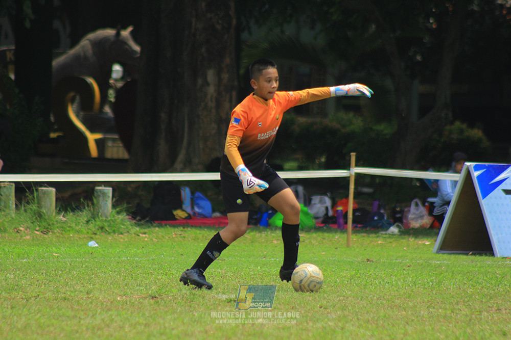 ijl u12 121025 nunsantara 2004 vs brazillian soccer bintaro