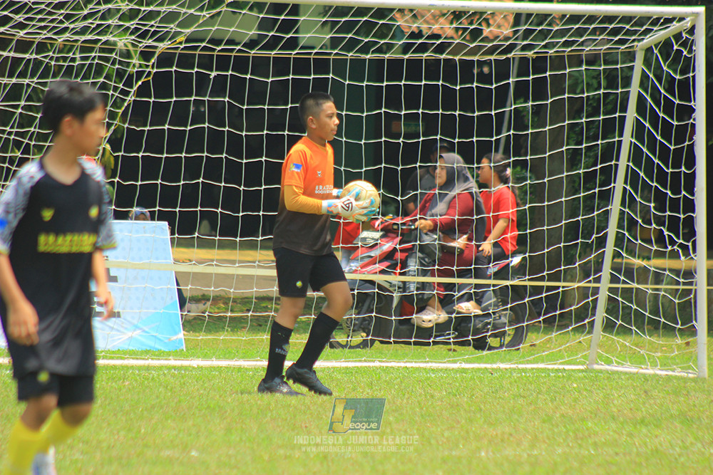 ijl u12 121025 nunsantara 2004 vs brazillian soccer bintaro