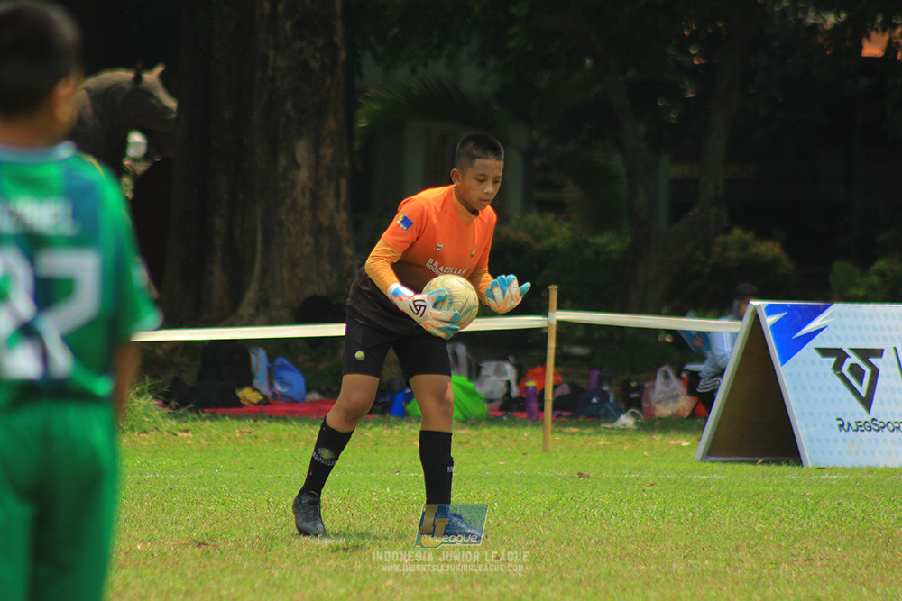 ijl u12 121025 nunsantara 2004 vs brazillian soccer bintaro