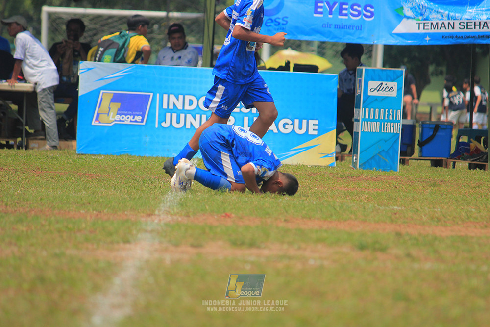 ijl u12 121025 wins soccer school vs shin taeyong academy