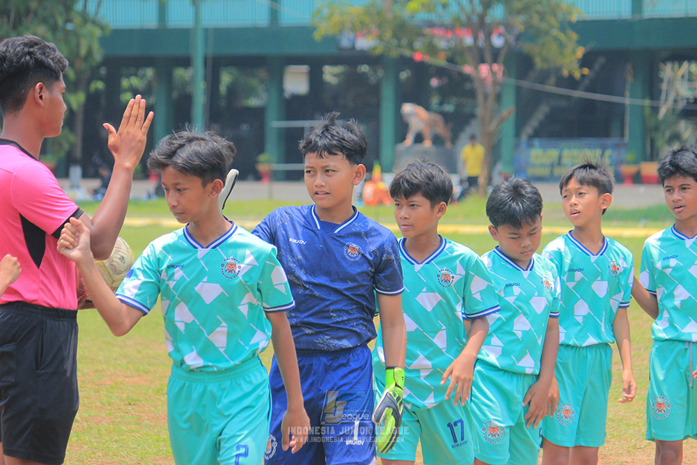 ijl u12 121025 wiradhika soccer vs pulomas fc