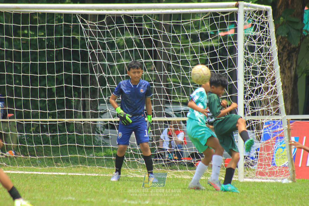 ijl u12 121025 wiradhika soccer vs pulomas fc