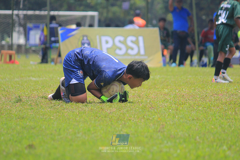 ijl u12 121025 wiradhika soccer vs pulomas fc