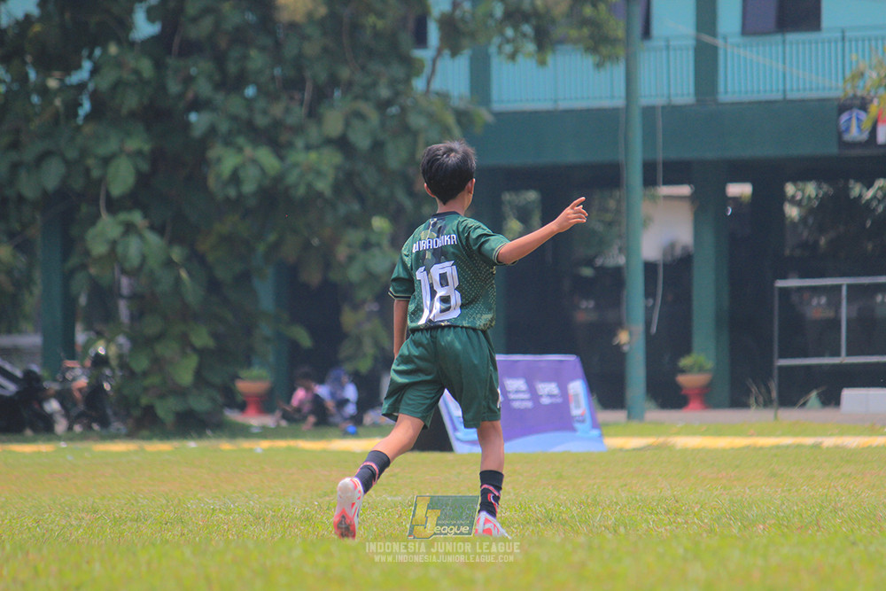 ijl u12 121025 wiradhika soccer vs pulomas fc