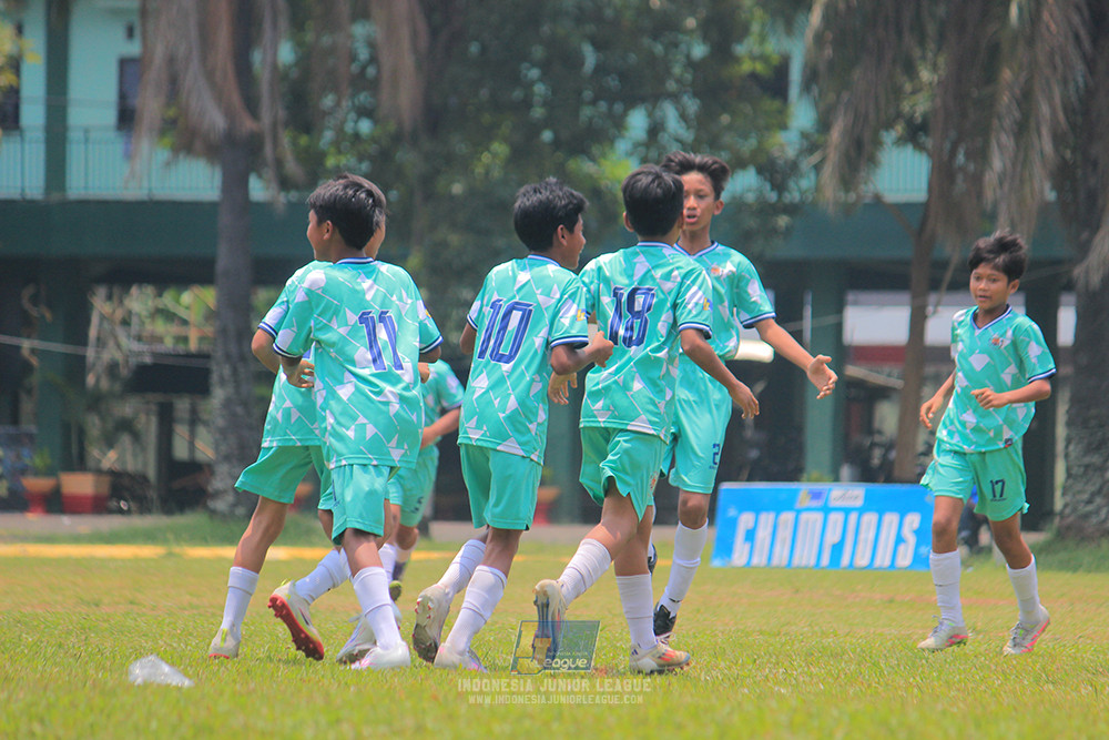 ijl u12 121025 wiradhika soccer vs pulomas fc