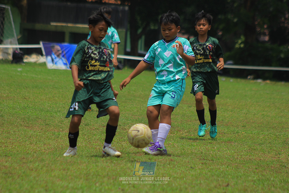 ijl u12 121025 wiradhika soccer vs pulomas fc