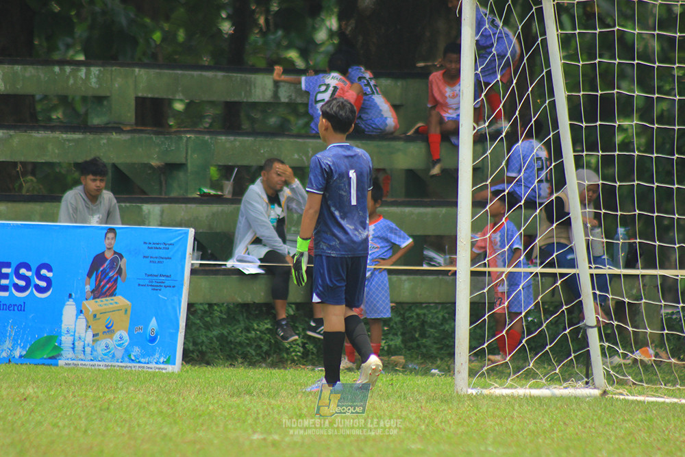 ijl u12 121025 wiradhika soccer vs pulomas fc